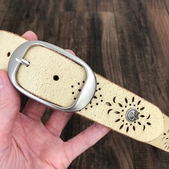 Lucky Brand Laser Cut Leather Belt Western Crackle Distressed Size Large Cream - Picture 5 of 13